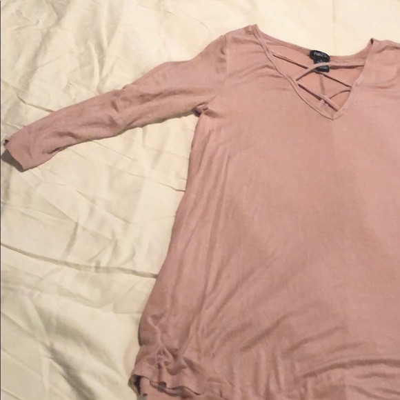Pink tee - Picture 2 of 3